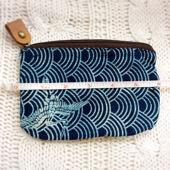 Asian Pattern Coin Bag - Picture 7 of 8